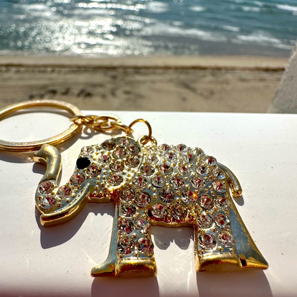 Gold Elephant Keychain with Rhinestones - Picture 6 of 6